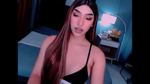 smasherqueen online show from March 28, 9:00 am