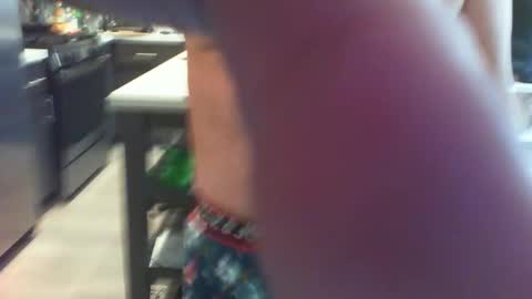 smashing_machine_412 online show from January 28, 12:05 am