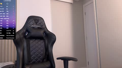 Emily Burns online show from December 12, 5:59 pm