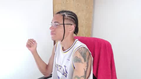 Smith Gael online show from March 28, 12:12 am