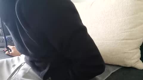 Smokeandwatching online show from December 26, 9:44 am