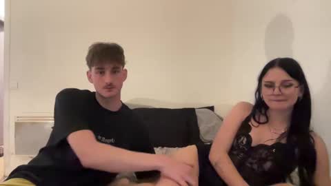 Snapshot of smoking4sex chatting on March 8, 2:55 am smoking4sex online show from March 8, 2:55 am