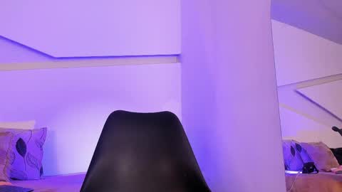 Ethan online show from May 12, 4:05 pm