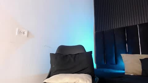 Ethan online show from February 25, 3:04 pm