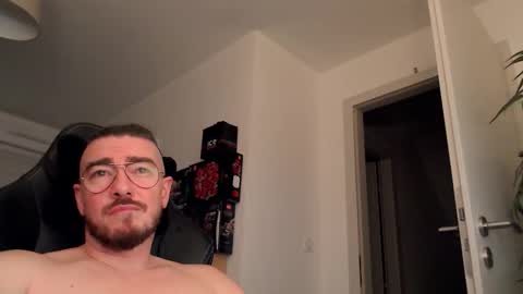 AllDayIDream online show from October 23, 8:10 pm