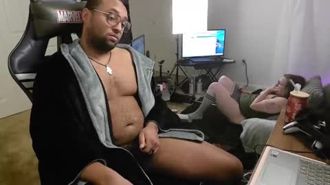 Snapshot of smoothj2015 chatting on February 3, 12:57 pm Smoothj2011 online show from February 3, 12:57 pm
