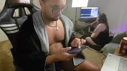 Snapshot of smoothj2015 chatting on March 1, 9:40 am Smoothj2011 online show from March 1, 9:40 am