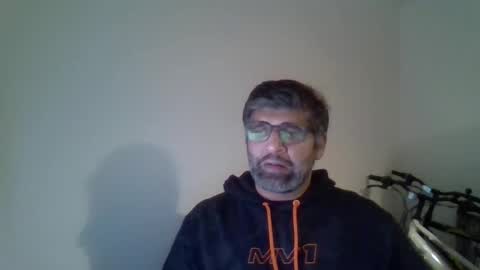 Snapshot of smudge6 chatting on January 1, 11:18 pm smudge6 online show from January 1, 11:18 pm