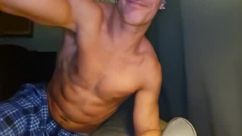 Snackyyyy online show from January 19, 5:28 am