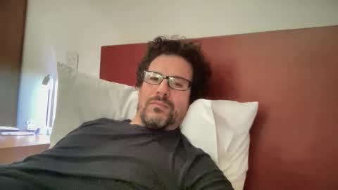 snfrisco76 online show from December 16, 5:36 am