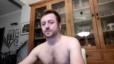 snoecks online show from March 2, 6:03 pm