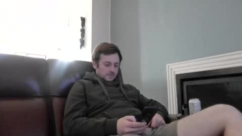 snoecks online show from May 11, 5:21 pm