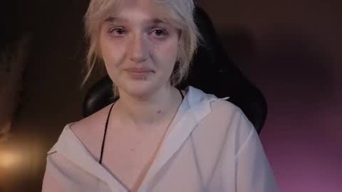 Ellie online show from July 15, 5:23 am
