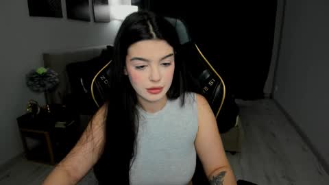 snowingwinter online show from March 21, 7:18 pm