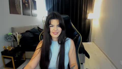 snowingwinter online show from September 19, 11:25 am