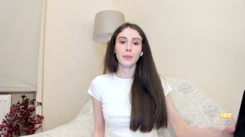 Snapshot of snowww_white chatting on January 25, 12:06 am Ann online show from January 25, 12:06 am