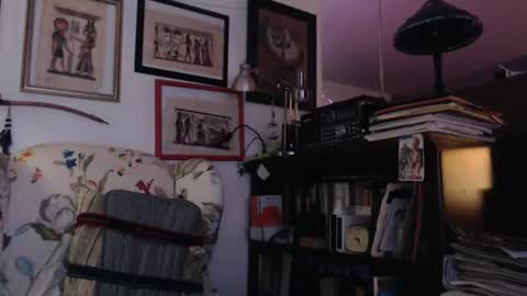 ImYourBitch online show from November 5, 5:20 am