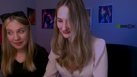 so_hot_rosalie online show from April 14, 2:09 pm