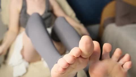 Sofi online show from December 25, 1:19 pm