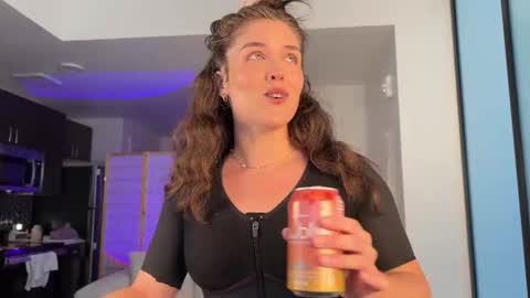 Julia    online show from October 23, 6:53 pm