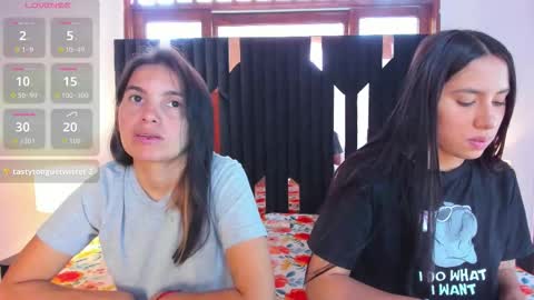 soffy and mia online show from October 30, 12:50 pm