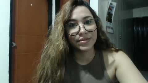 Snapshot of sofi4__ chatting on September 21, 6:28 am sofi online show from September 21, 6:28 am