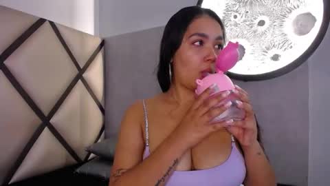 Sofi online show from December 22, 12:12 pm