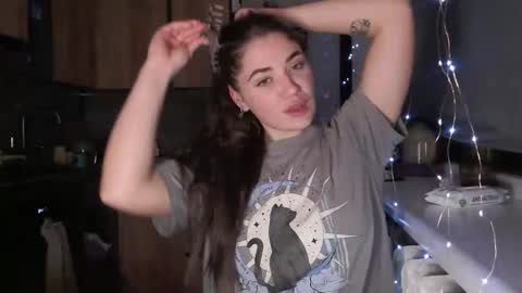 Sofi online show from December 2, 7:34 pm