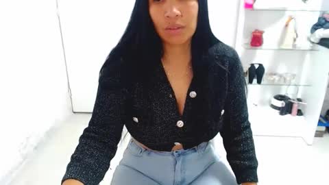 Snapshot of sofia13vene chatting on September 18, 12:20 pm sofia vene  online show from September 18, 12:20 pm