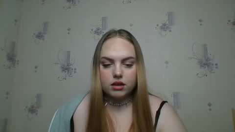 Snapshot of sofia_barbie chatting on October 4, 2:59 pm sofia barbie online show from October 4, 2:59 pm