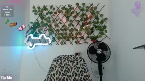 Snapshot of sofia_cummings chatting on October 3, 3:04 am sofia online show from October 3, 3:04 am