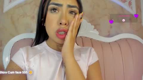 Snapshot of sofia_fantasyy chatting on September 10, 1:34 pm Sofia fantasyy Online 0700 to 1400 gmt-5 online show from September 10, 1:34 pm