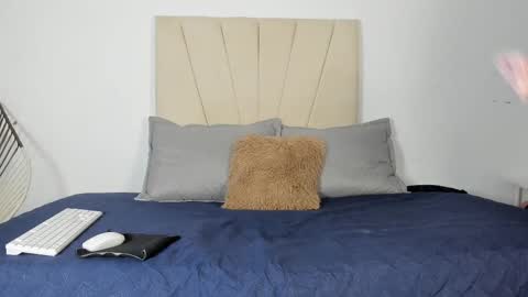 sofia_lawrence__ online show from November 10, 8:44 pm