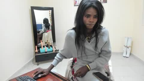 sofia_martinezv online show from July 27, 7:00 pm