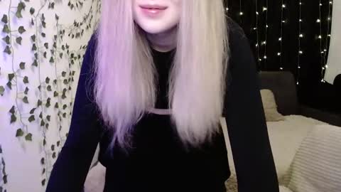 Snapshot of sofia_rosemary chatting on February 4, 12:11 pm sofia_rosemary online show from February 4, 12:11 pm