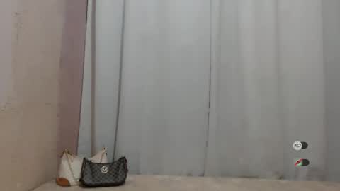 sofia_sweetheart18 online show from April 11, 1:10 am