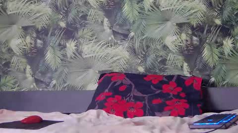 Snapshot of sofiaaa99 chatting on September 25, 7:21 pm Sofiaaa99 online show from September 25, 7:21 pm