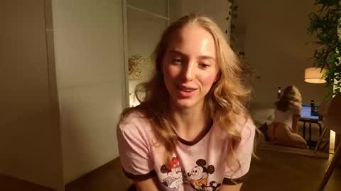 Sofia online show from November 3, 4:52 pm