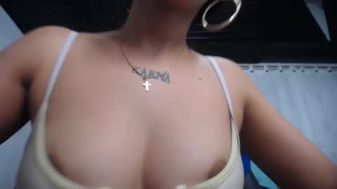Snapshot of sofiaasexy19 chatting on October 16, 2:17 pm Sofia online show from October 16, 2:17 pm