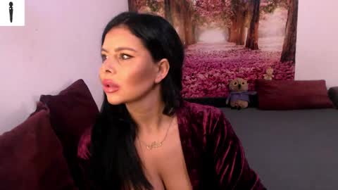 sofialiub online show from December 5, 5:44 pm