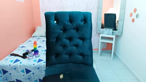 love online show from March 12, 10:39 pm