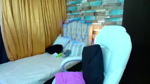 Snapshot of sofiasex92 chatting on January 20, 11:54 pm Sofia online show from January 20, 11:54 pm