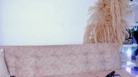 Snapshot of sofiasweett1 chatting on February 9, 1:56 pm online show from February 9, 1:56 pm