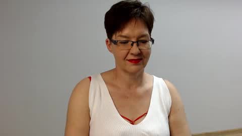Snapshot of sofie_velvet chatting on January 9, 4:49 pm Sofie Velvet online show from January 9, 4:49 pm