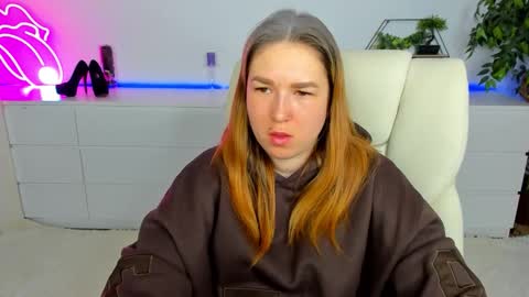 sofii_darling online show from February 20, 5:48 pm