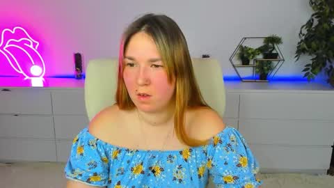 sofii_darling online show from February 1, 4:59 pm