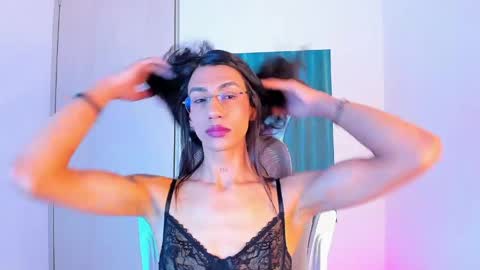 Sofi online show from April 14, 2:31 pm