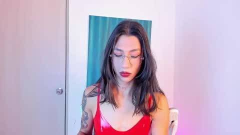 Sofi online show from March 8, 4:00 pm