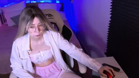 Sofia online show from November 10, 2:03 am