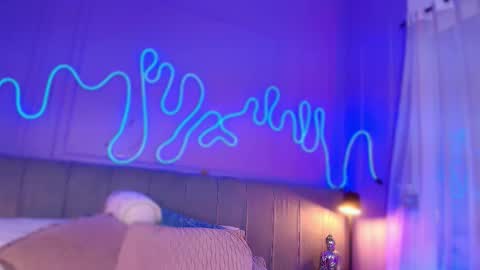 Sofi online show from March 19, 11:48 am